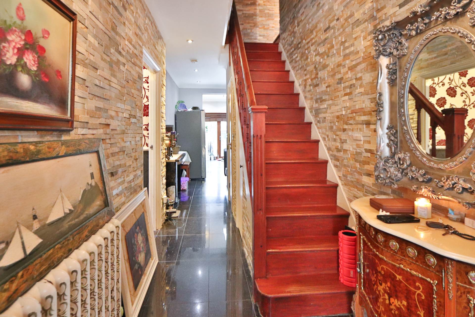 West Barnes Lane, New Malden, Image 2