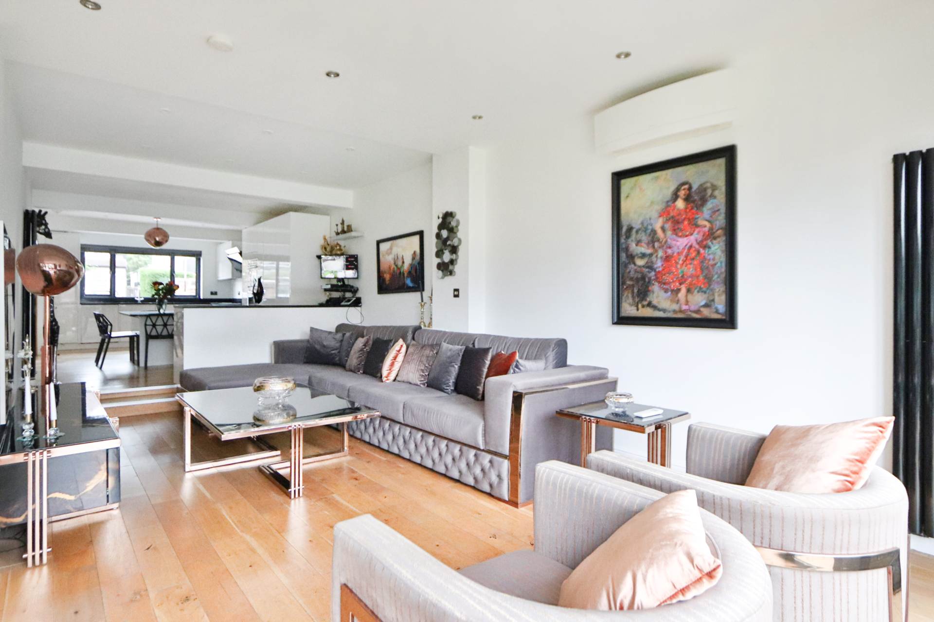 Robin Hood Lane, London, Image 10