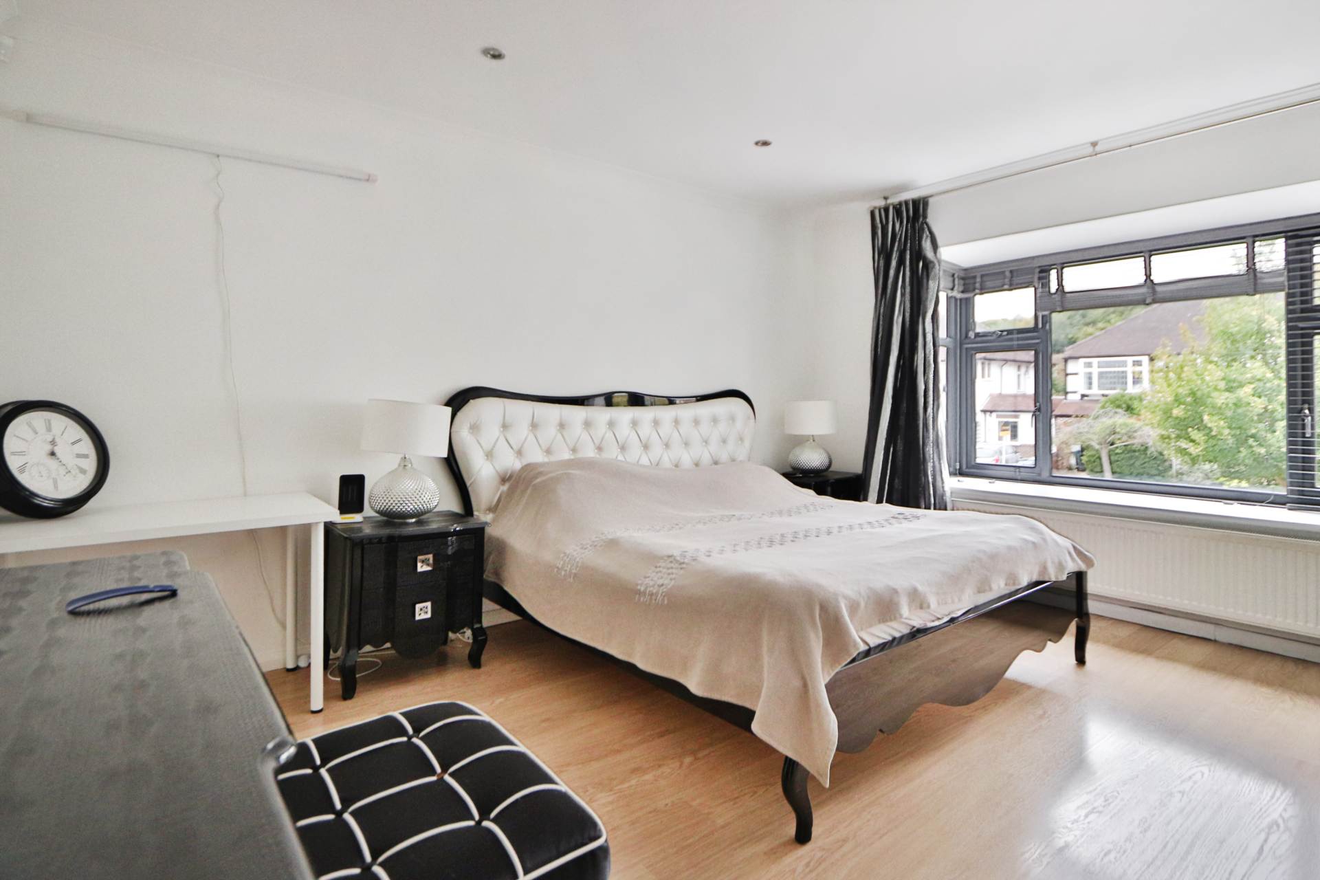Robin Hood Lane, London, Image 19