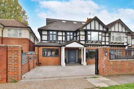 Robin Hood Lane, London, Image 1