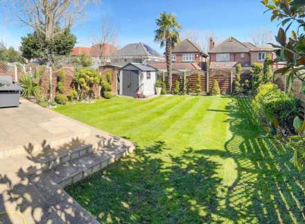 Robin Hood Lane, London, Image 13