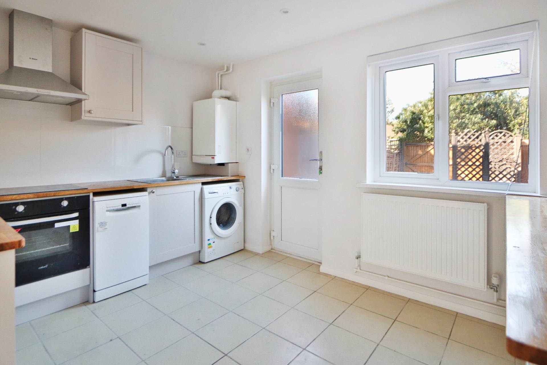 Nevada Close, New Malden, Image 3
