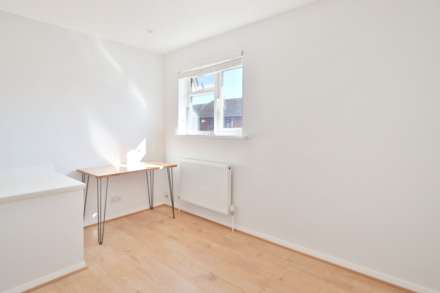 Nevada Close, New Malden, Image 6