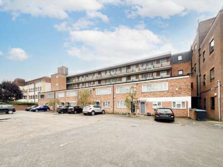 Property For Rent Coombe Road, New Malden