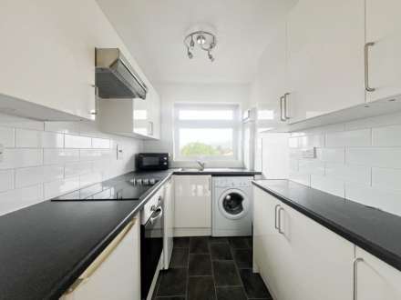 Coombe Road, New Malden, Image 3