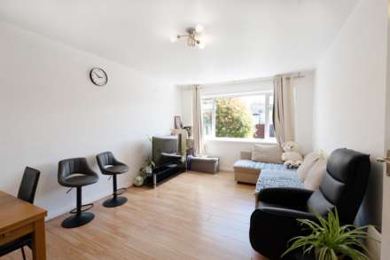 Charnwood Close, New Malden, Image 2