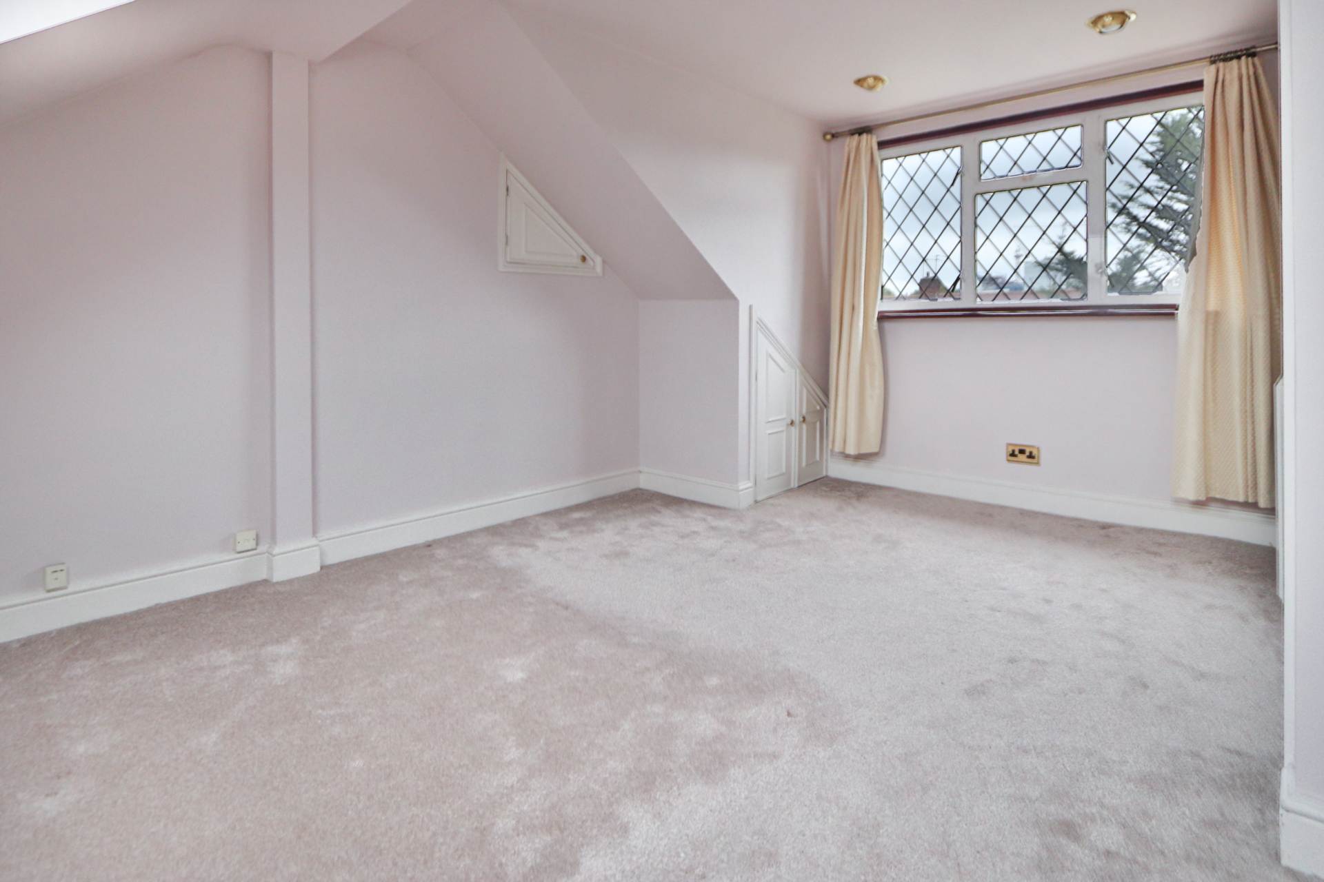 Consfield Avenue, New Malden, Image 14