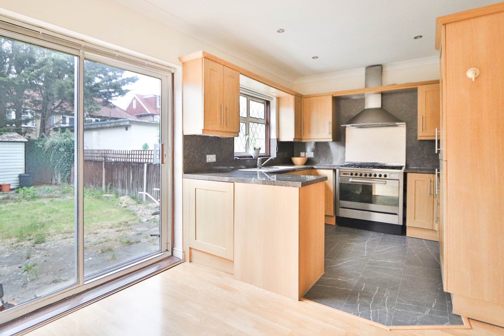 Consfield Avenue, New Malden, Image 3