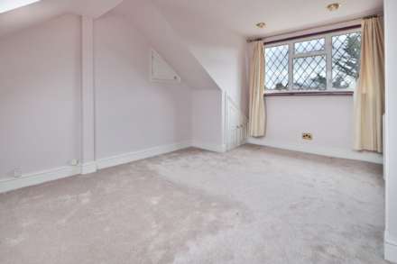 Consfield Avenue, New Malden, Image 14