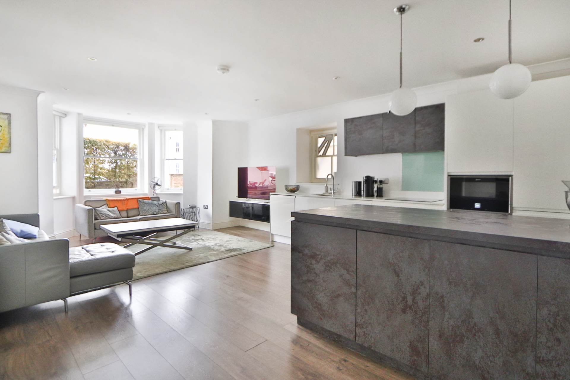 Avenue Elmers, Surbiton, Image 2