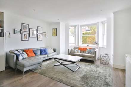Avenue Elmers, Surbiton, Image 3