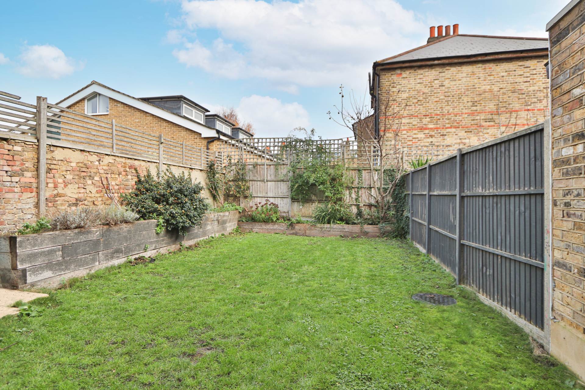 Russell Road, London, Image 4