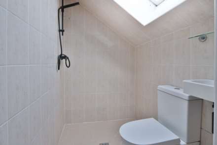 Russell Road, London, Image 11