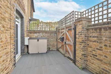 Russell Road, London, Image 13