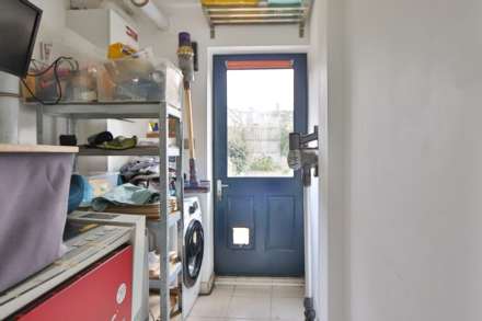 Russell Road, London, Image 15