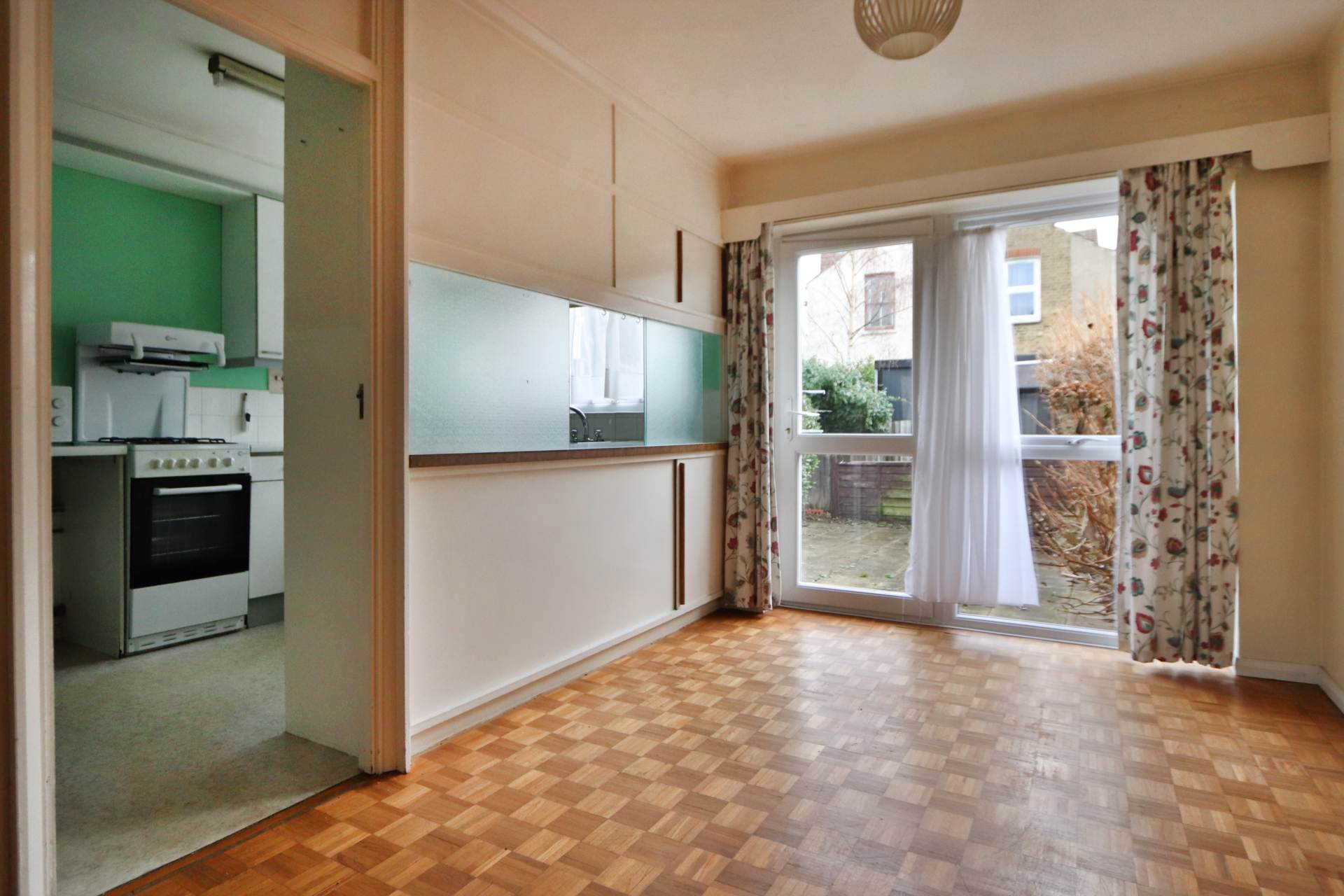 Newborough Green, New Malden, Image 5