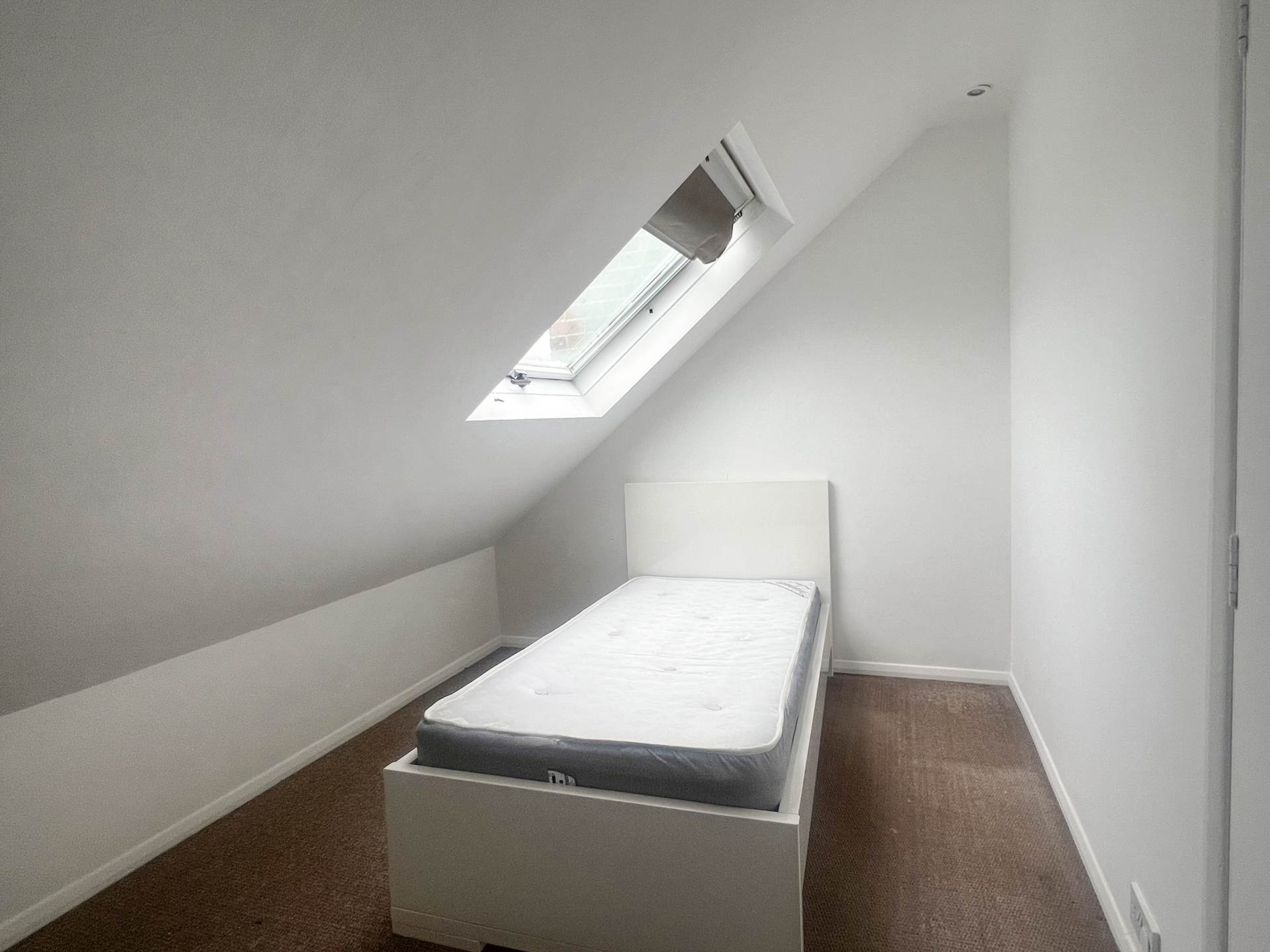 Hobart Road, Worcester Park, Image 15