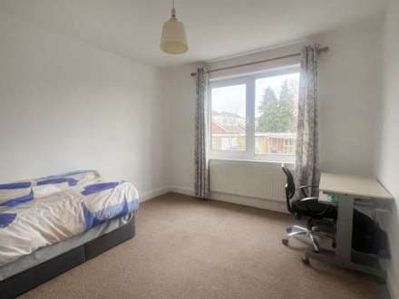 Hobart Road, Worcester Park, Image 8