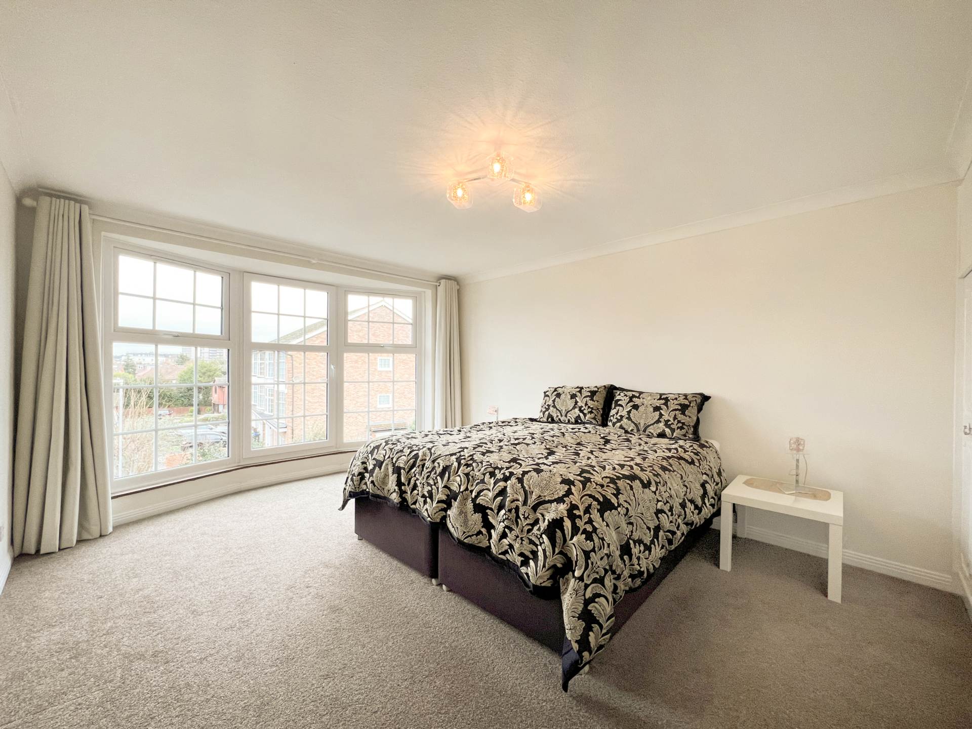 St James Close, New Malden, Image 10