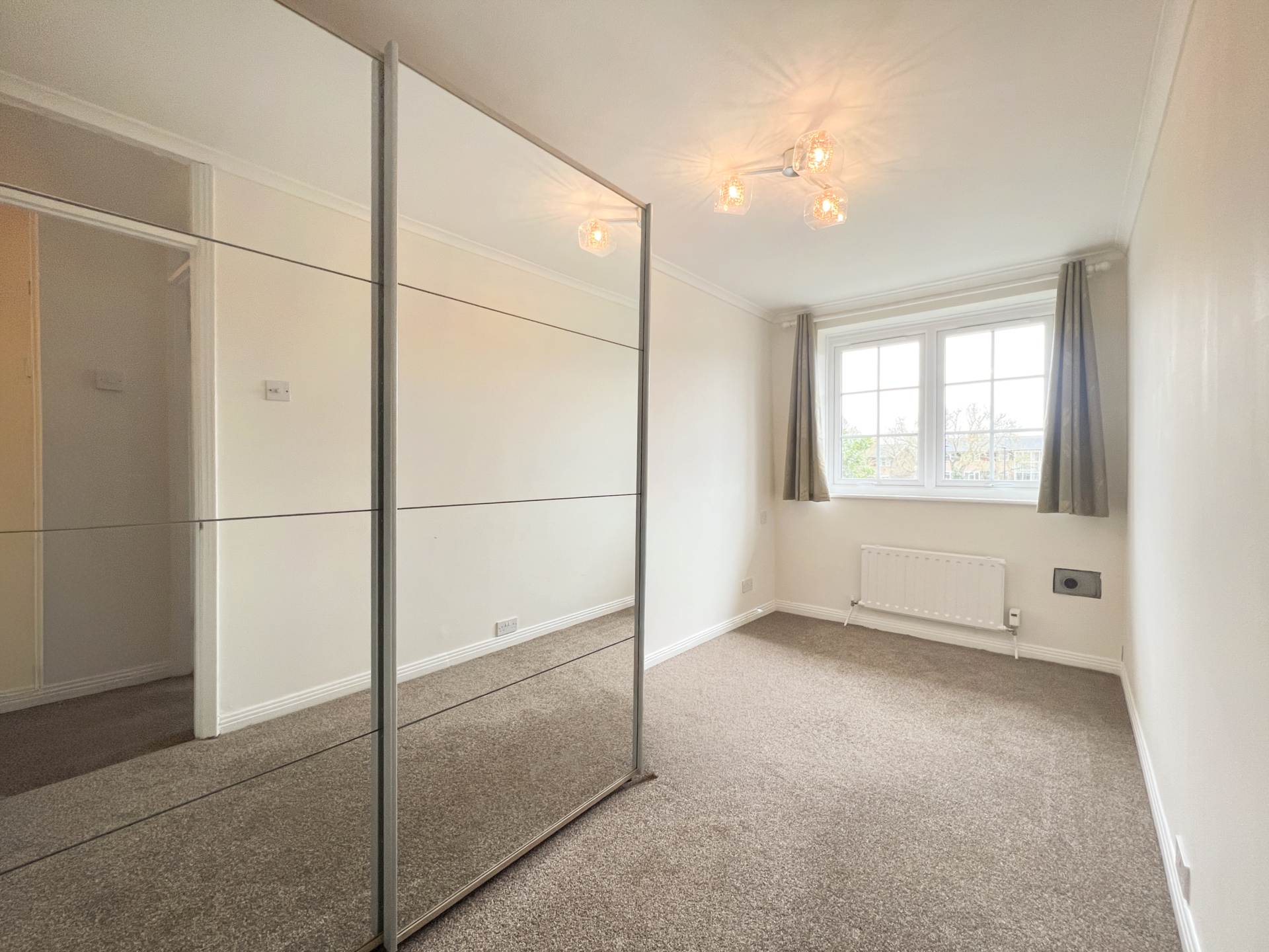 St James Close, New Malden, Image 12