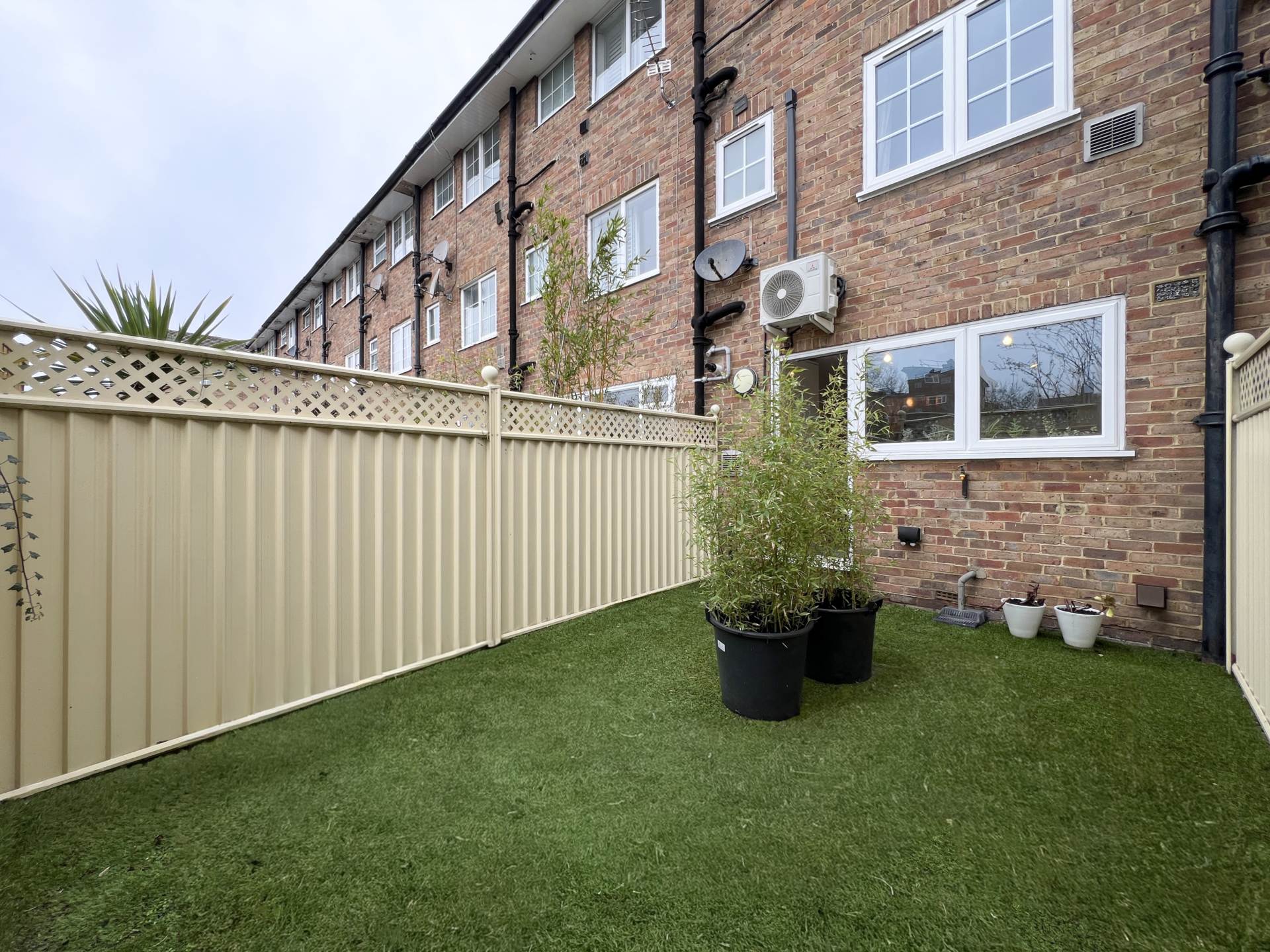 St James Close, New Malden, Image 19