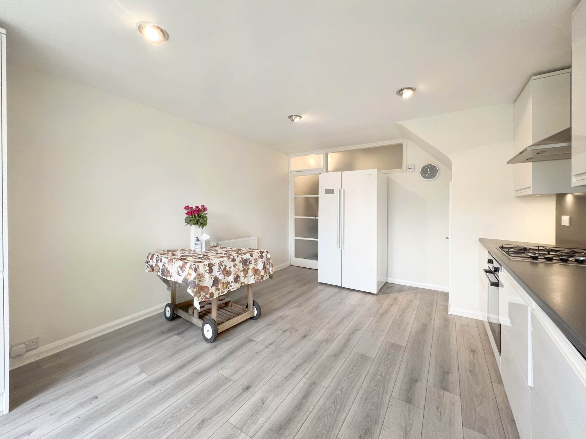 St James Close, New Malden, Image 4