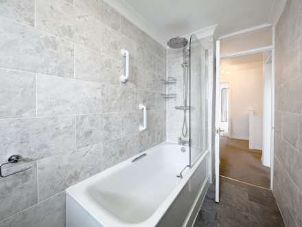 St James Close, New Malden, Image 14