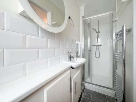 St James Close, New Malden, Image 15