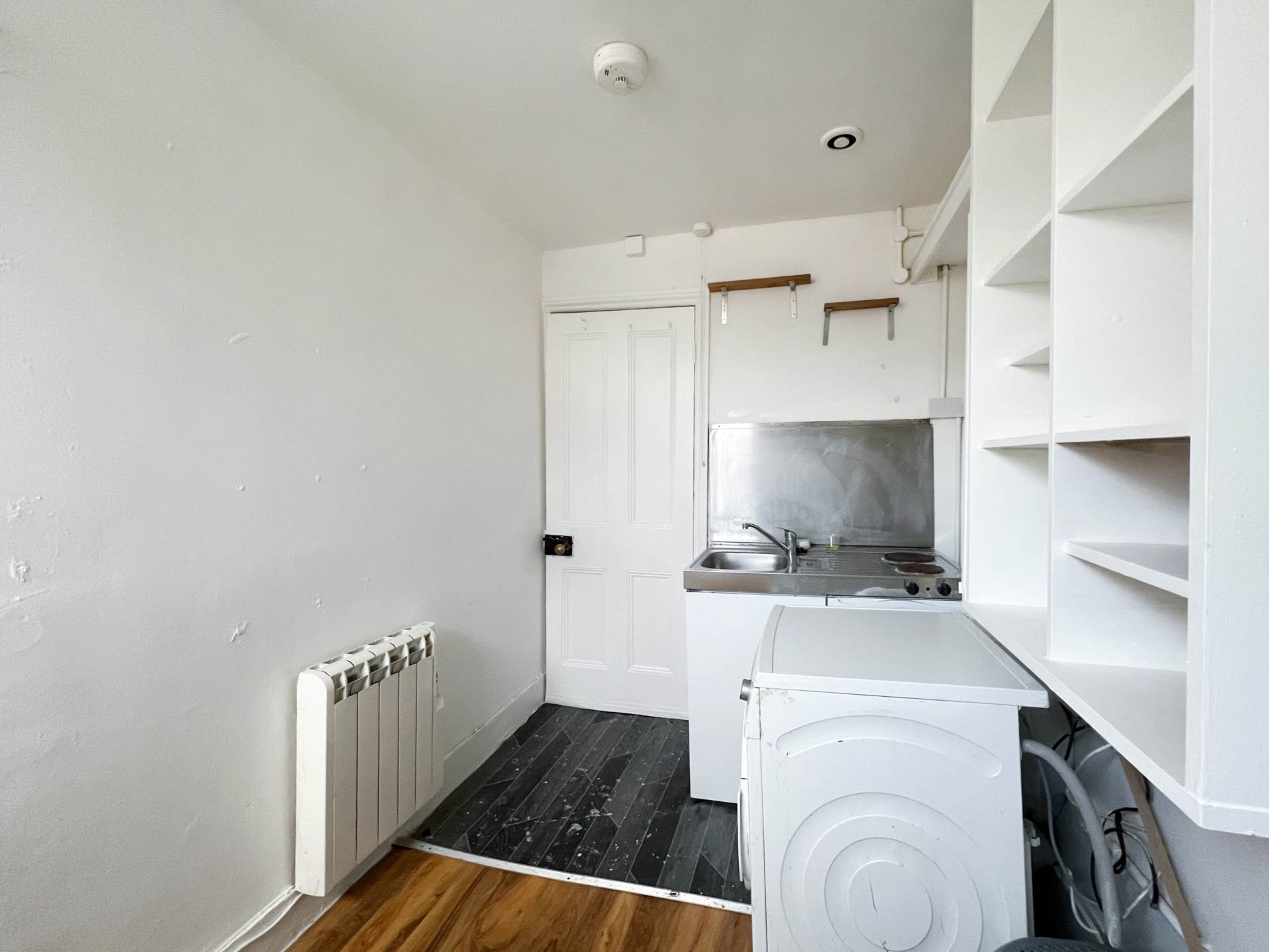 The Avenue, Worcester Park, Image 2