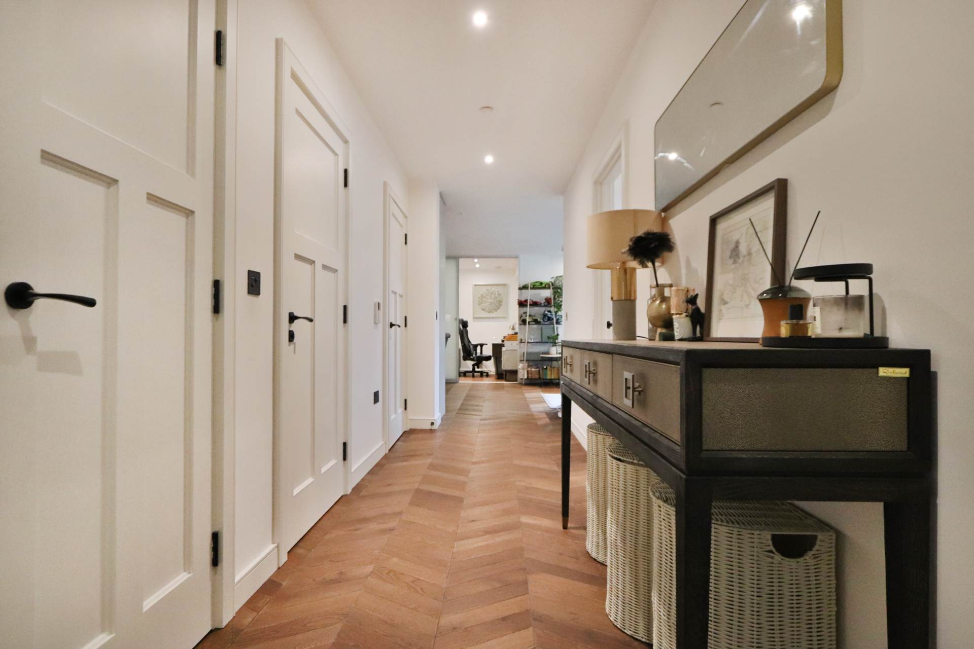 Brook Street, Kingston Upon Thames, Image 5