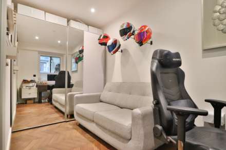 Brook Street, Kingston Upon Thames, Image 15