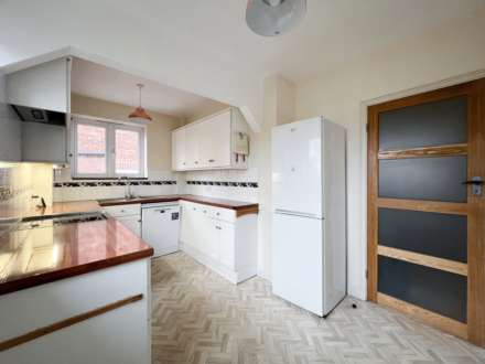 Richmond Rd, London, Image 5