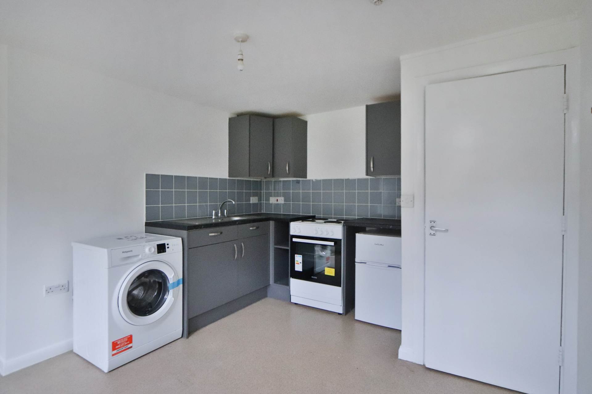 Kingston Road, SW19, London, Image 5