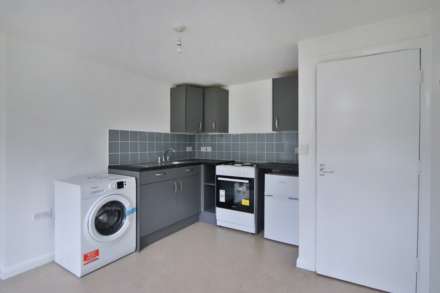 Kingston Road, SW19, London, Image 5