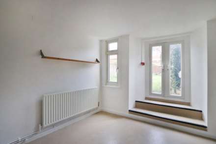 Kingston Road, SW19, London, Image 7