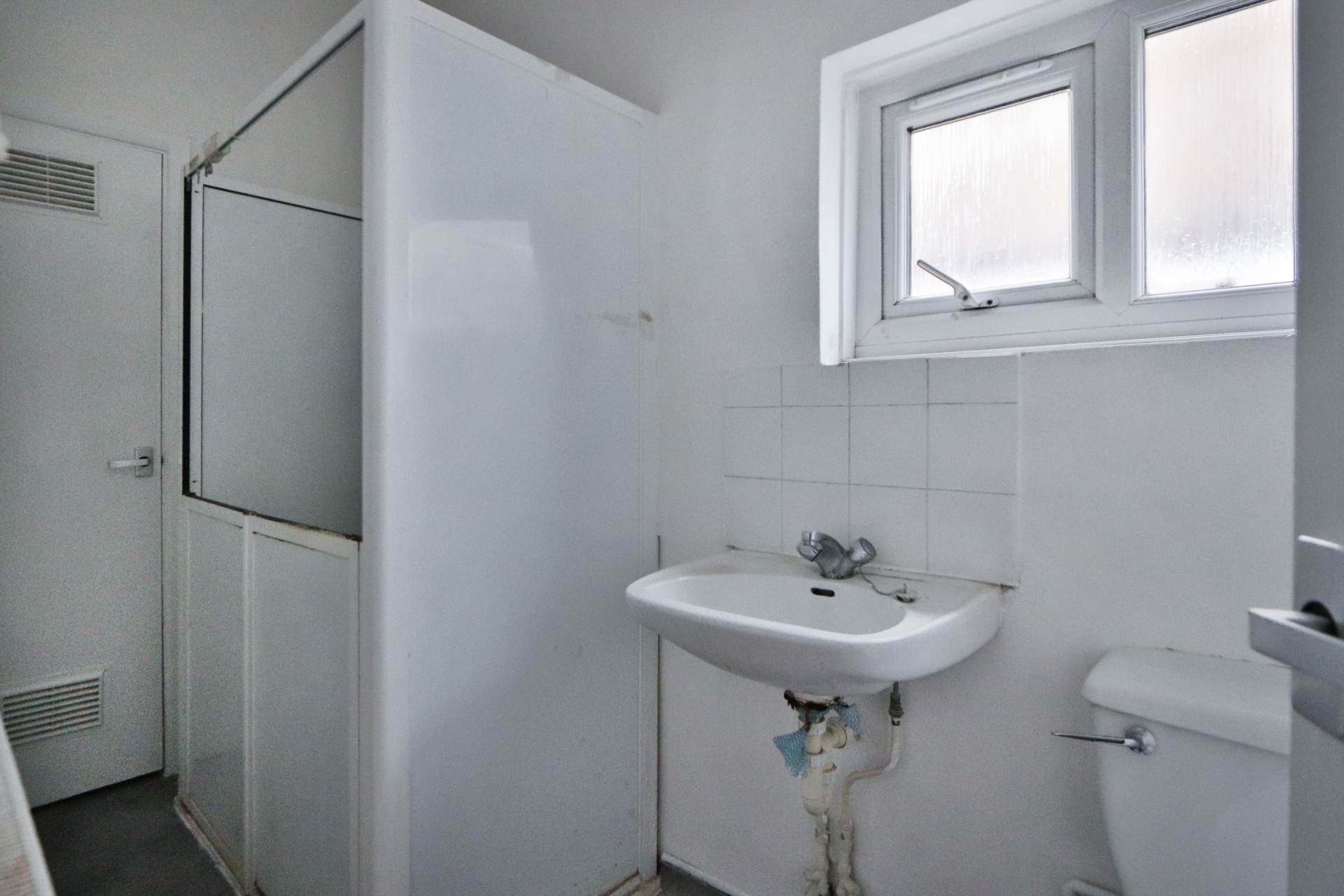 Kingston Road, SW19, London, Image 4