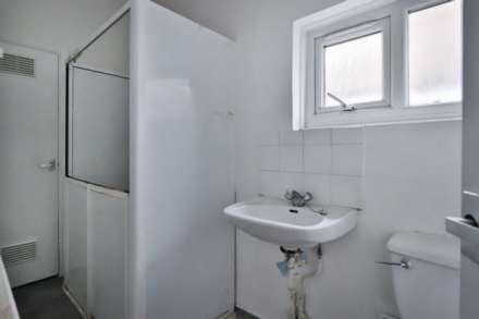 Kingston Road, SW19, London, Image 4