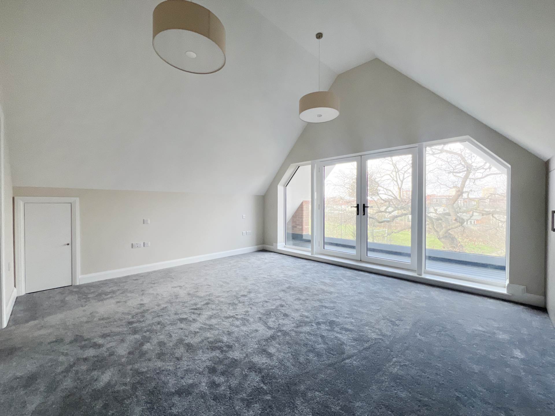 Woodfield Gardens, New Malden, Image 18