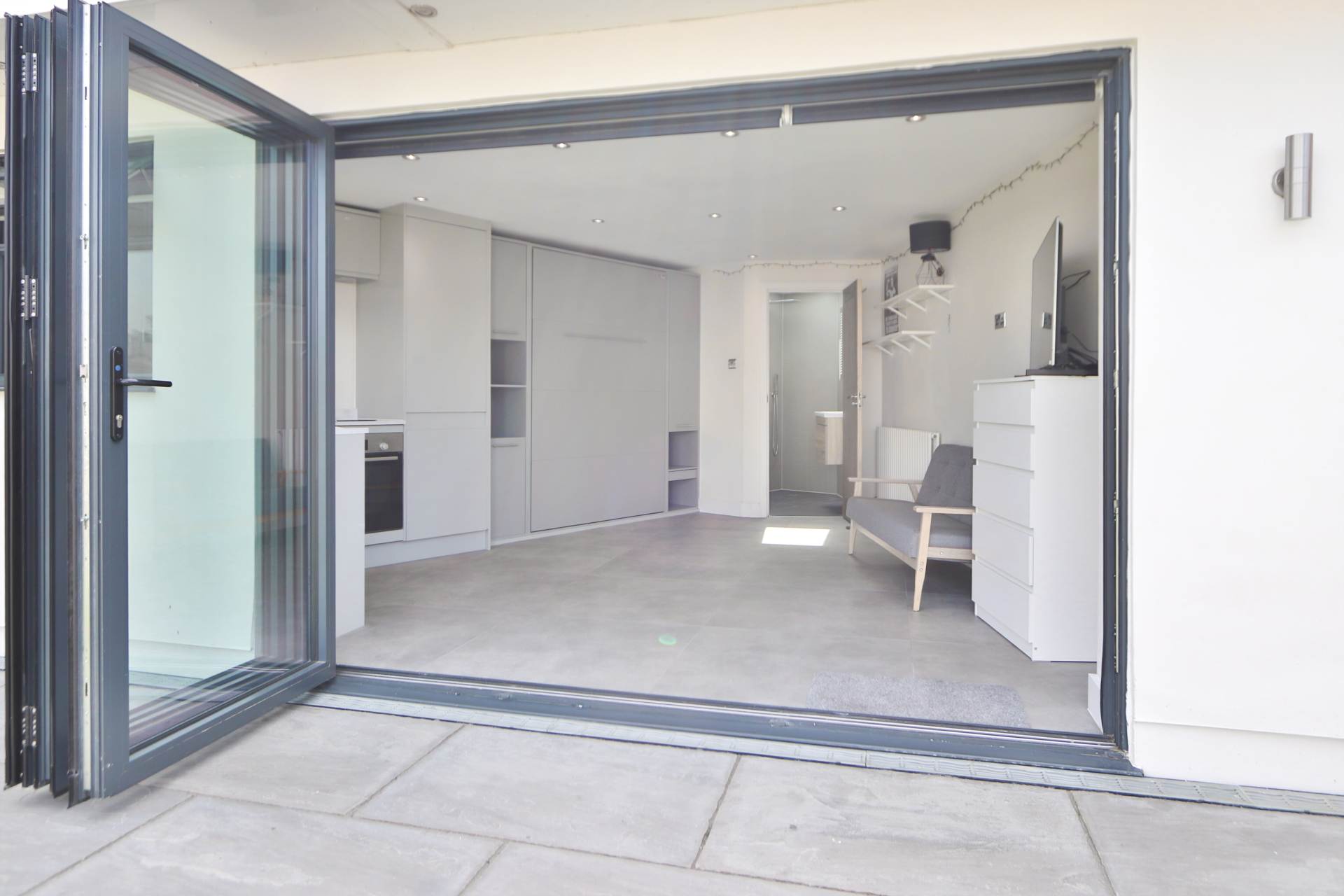 Browning Avenue, Worcester Park, Image 19