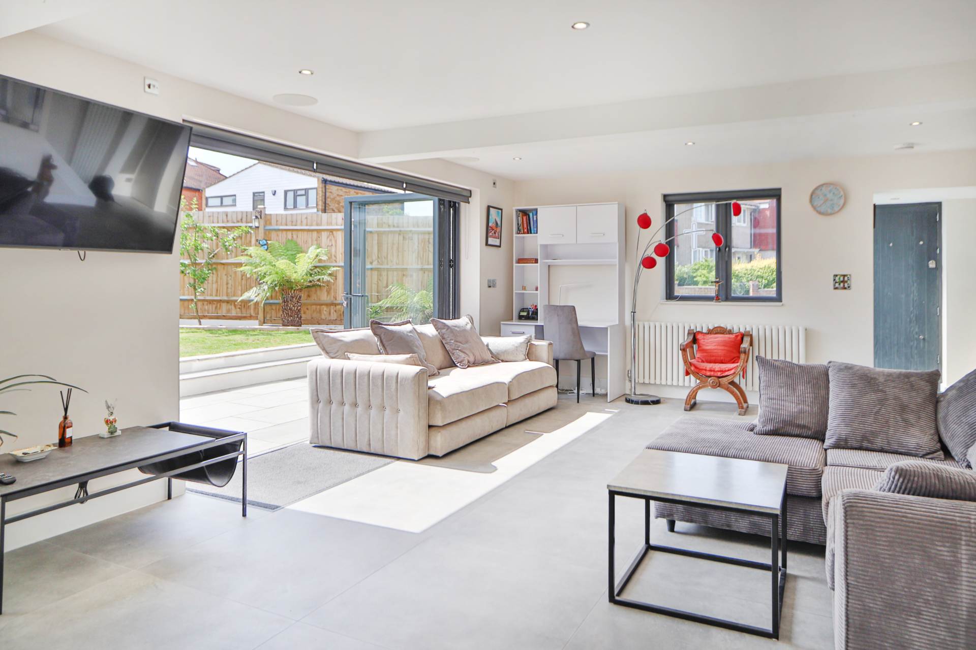 Browning Avenue, Worcester Park, Image 2