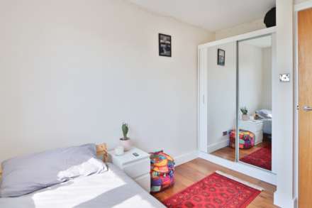 Browning Avenue, Worcester Park, Image 11