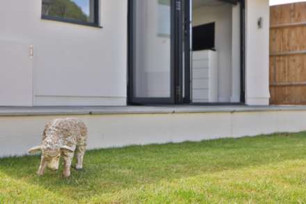 Browning Avenue, Worcester Park, Image 28