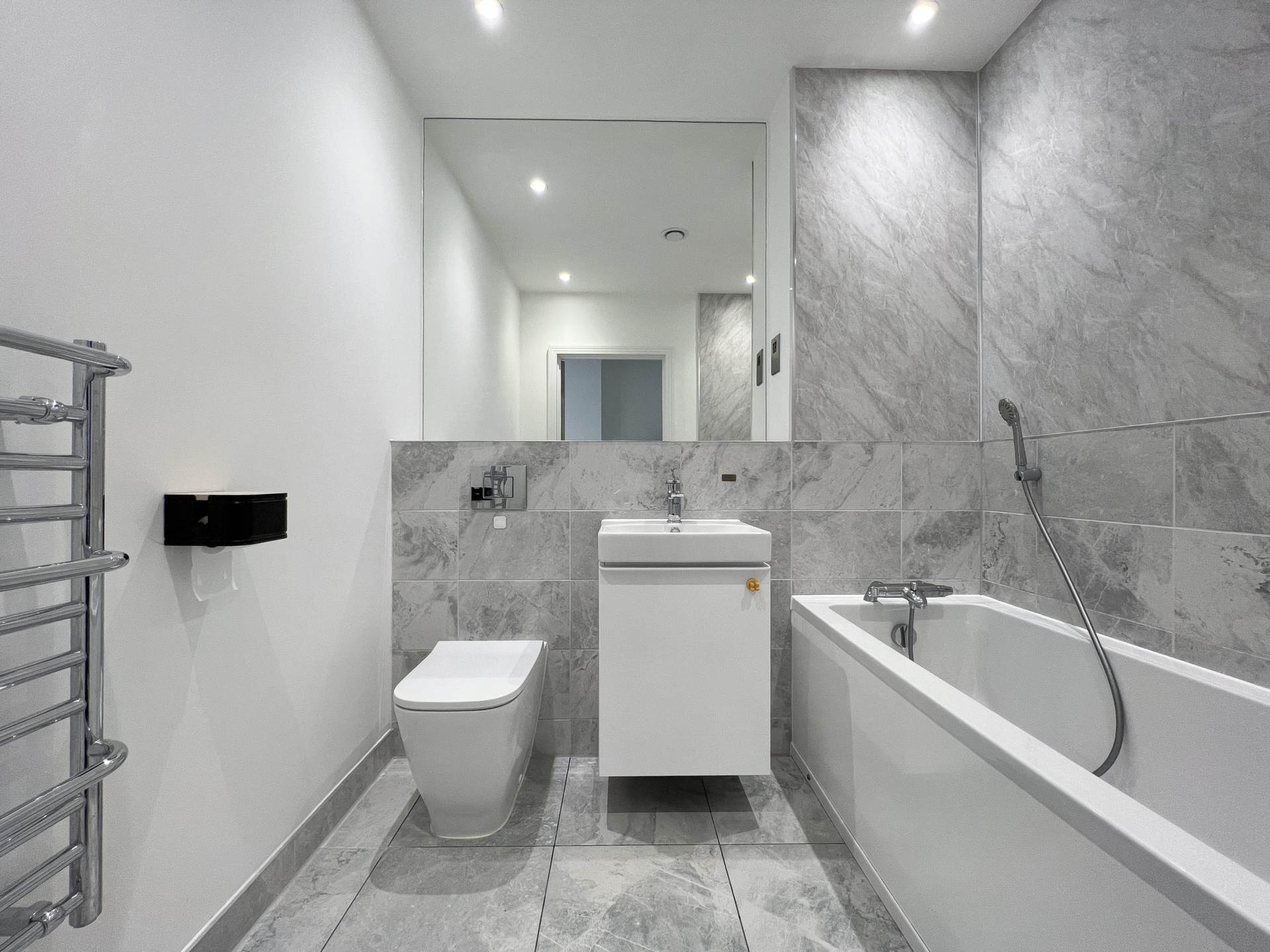 Watteville House, New Malden, Image 8