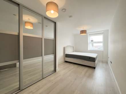 Watteville House, New Malden, Image 10