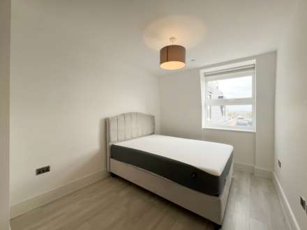 Watteville House, New Malden, Image 11