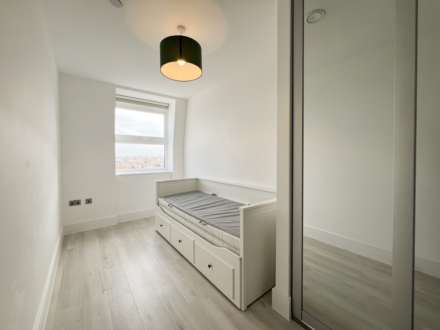 Watteville House, New Malden, Image 15