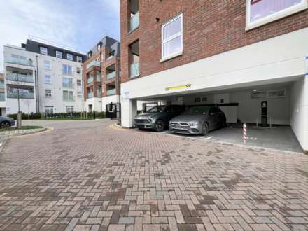 Watteville House, New Malden, Image 18