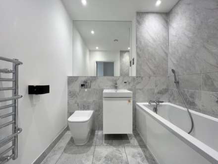 Watteville House, New Malden, Image 8