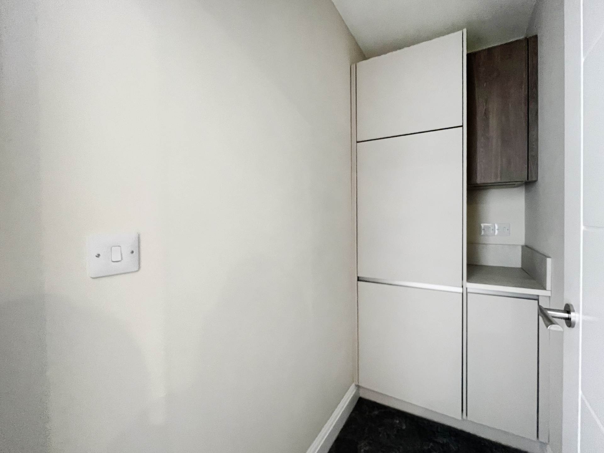 Woodfield Gardens, New Malden, Image 14