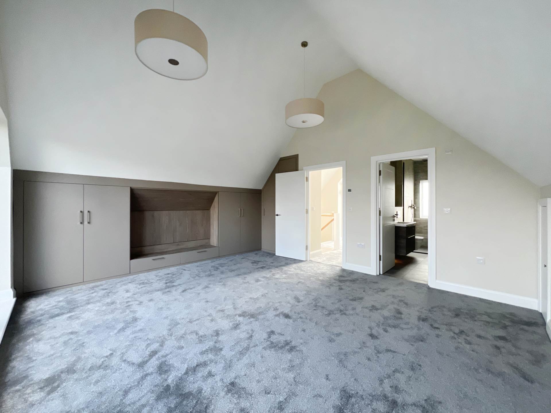 Woodfield Gardens, New Malden, Image 19